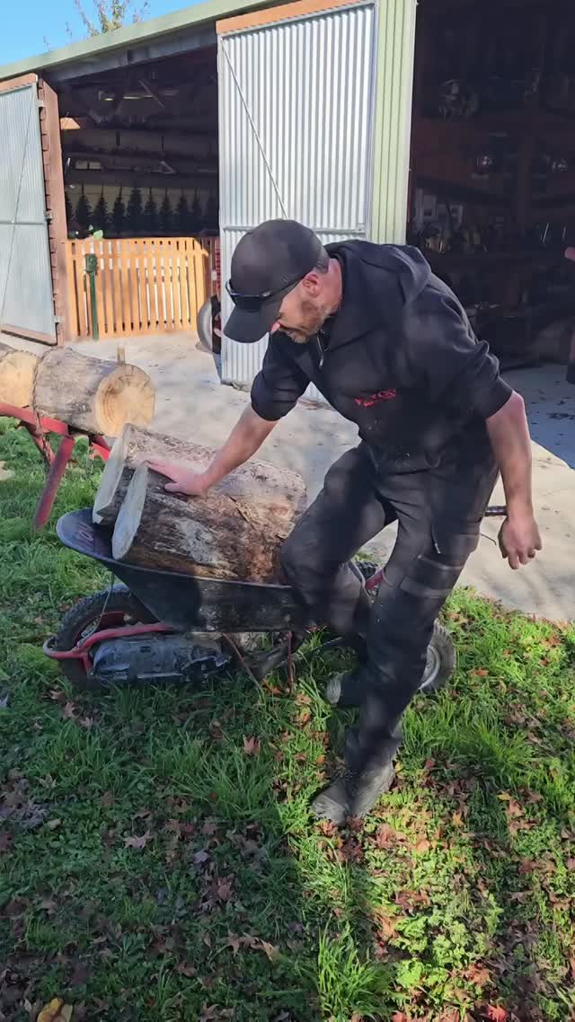 Vidéo Brouette à Moteur